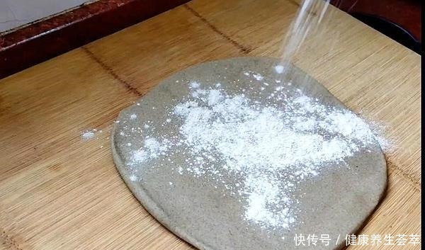 买不到|手擀荞麦面劲道顺滑,暖胃饱腹,外面饭店买不到