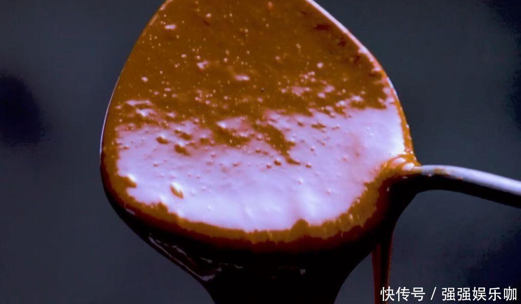 红糖|沿用古序,李子柒亲自寻找甘蔗,耐心制作一碗红糖姜茶