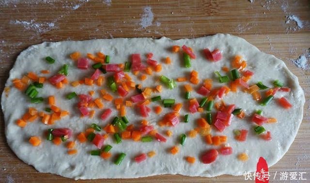 操作|早餐花卷越吃越爱吃,方法简单易操作,你也来试试吧