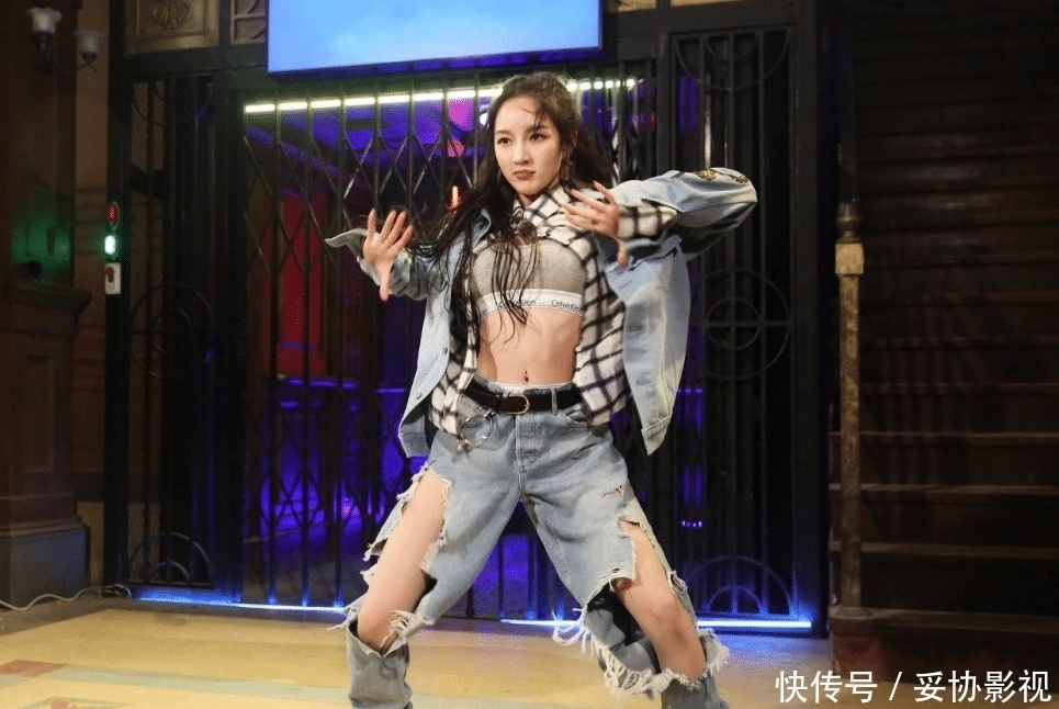 乘风破浪|孟佳在《乘风破浪的姐姐》不出彩很正常,出彩了才是奇怪