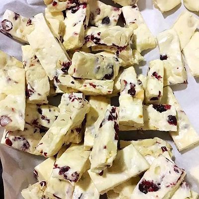 牛轧糖|蔓越莓花生牛轧糖