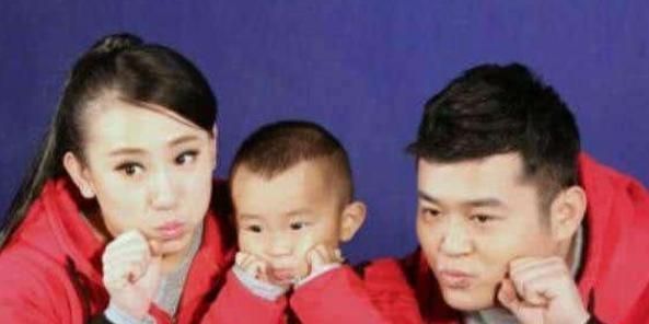 依然|丫蛋前夫王金龙低调现身,穿衣被赞时尚帅气,离婚后依然受捧拍戏