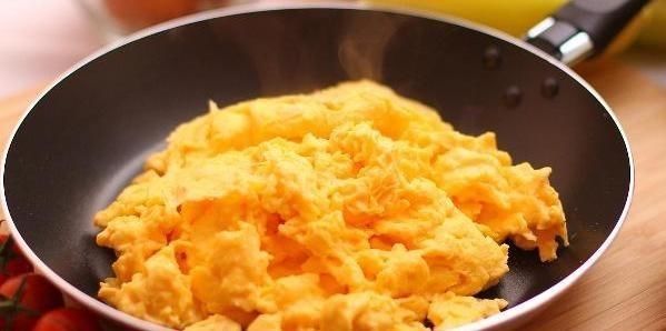  盒子|韭菜盒子，最好不要直接开始包，试着这样做，盒子外焦里嫩更好吃