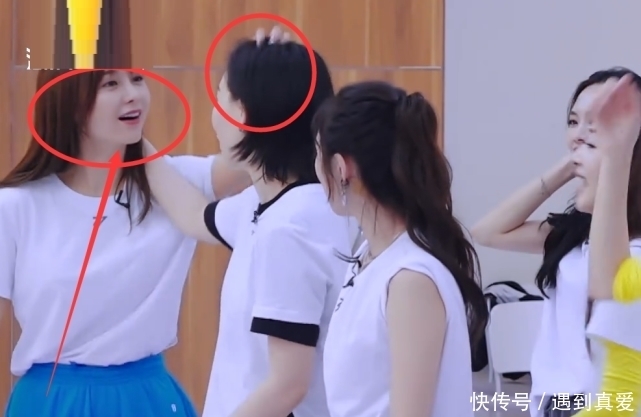  沈梦辰|《乘风破浪的姐姐》沈梦辰和队友互扯头发，张含韵起哄，金晨助威