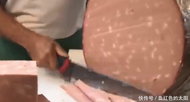 康师傅|康师傅一年只用一头牛算什么,这家店一年只用一根火腿肠