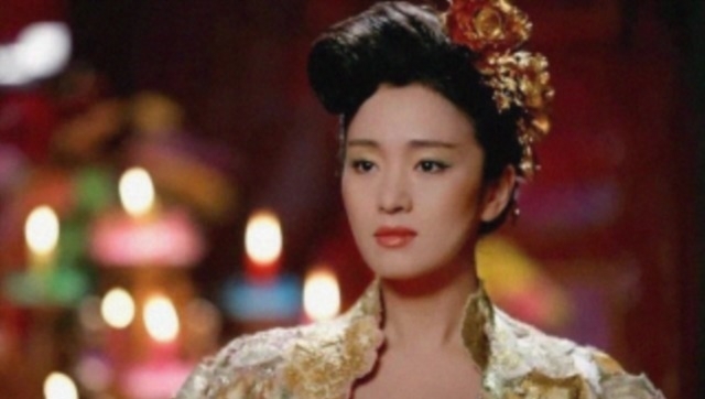 女主|甩了唐嫣老公,从小陶虹整成杨幂,却flop到接二手女主