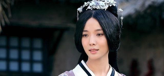 废弃|汉武帝有多腹黑,两任皇后接连废弃,“金屋藏娇”是个笑话