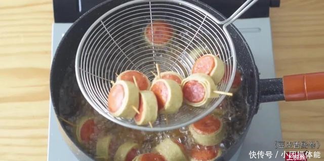 豆皮香肠|香肠又有新吃法,秒杀烧烤路边摊,5元搞定