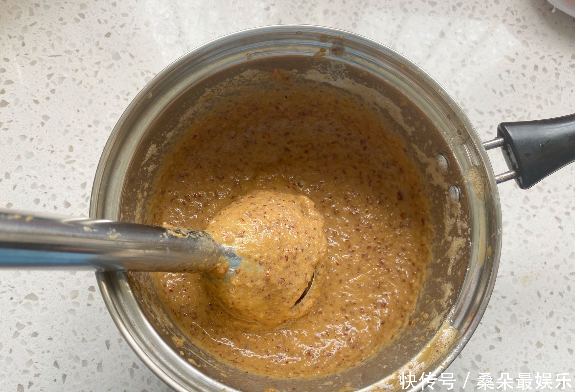 枣香|红枣别只会煮饭了,用来做蛋糕枣香浓郁,口感松软越吃越香