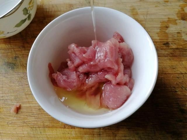  白粥|白粥太无味教你一款有肉有菜的粥，颜色好看又好喝