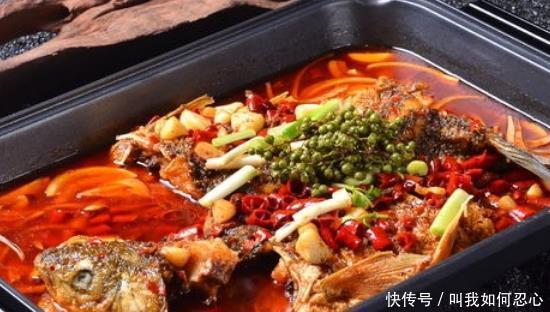 将鱼放入|教你在家做烤箱版的烤鱼!