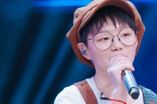 空灵|出场就被导师认出来,学员直呼“好厉害”,小可爱声音空灵是黑马