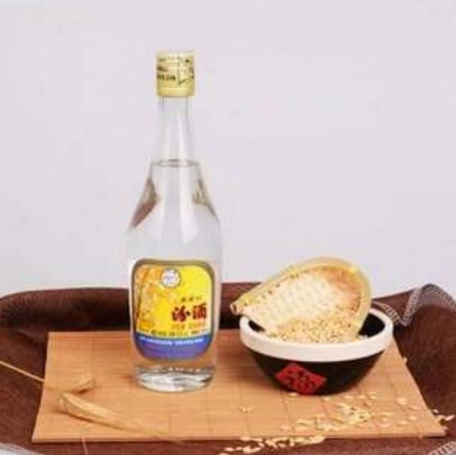 出口玻汾|好酒不一定要价格贵,4款100左右的白酒,口感好送礼也上档次