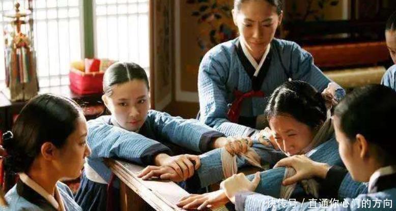 皇宫当中|宫女比太监都惨,睡觉的规章制度比白天都多,吃不饱还不让放屁