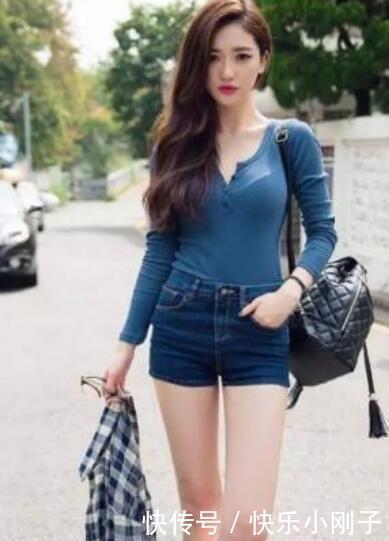 姐怎么样呢|漂亮小姐姐这样穿,凸显好身材,清爽又舒服