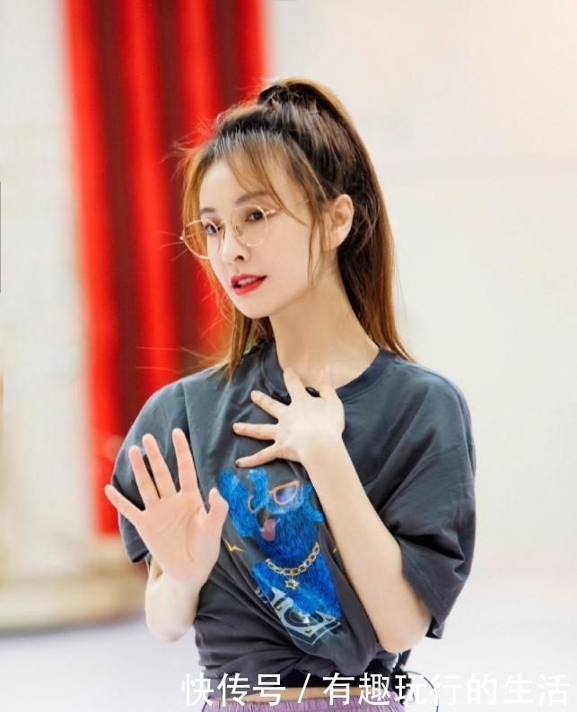 姐姐|《乘风破浪的姐姐》排名有黑幕?孟佳观众喜好倒数第一,粉丝意难平!