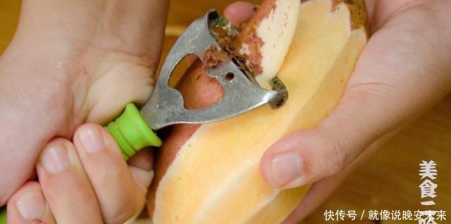 地瓜叶|红薯花样吃法，蒸煮炸炖都不如这样煎着吃，夹心流糖怎么都吃不够