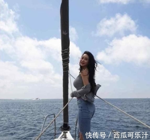 曼妙|牛仔裤穿着舒适更显女人魅力,能够很好地勾勒出优美曼妙的曲线!