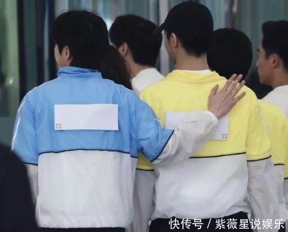 遇上|22岁蔡徐坤遇上20岁陈立农,没了十级滤镜,两岁年龄差成亮点