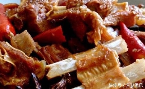  不膻|肉质嫩滑香辣可口，软烂香浓又不膻，吃一口让人忘不了