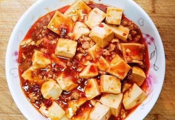 添加|做麻婆豆腐时,不要直接烫添加更多步骤豆腐嫩滑不脆