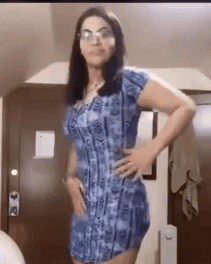 看不清楚|搞笑GIF:哎呀,不好意思,泳镜上起雾,看不清楚,我再来一次