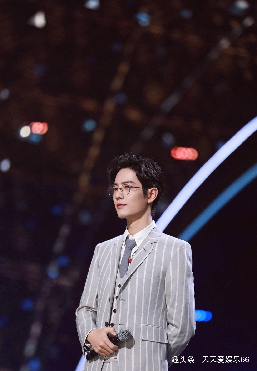  保护|谁在“逼”肖战要雇至少10个人来保护自己他到底在防谁