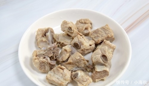 萝卜排骨汤|天热多喝这碗汤,解渴消暑人人爱,10块钱能煮一大锅,超值