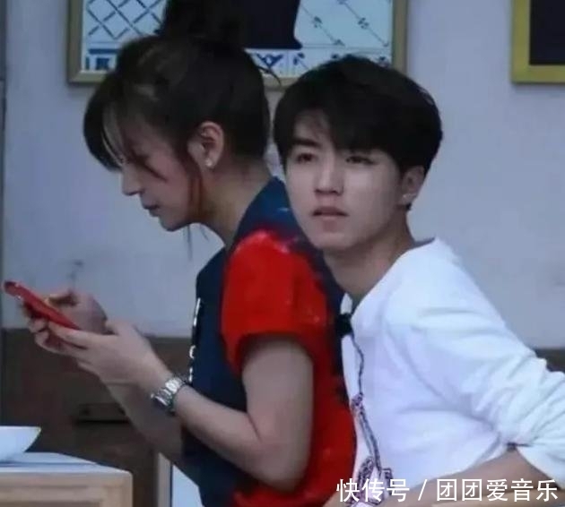 错位|有种“不敢看”叫错位照,孟美岐王俊凯不算啥,看到肖战沸腾了