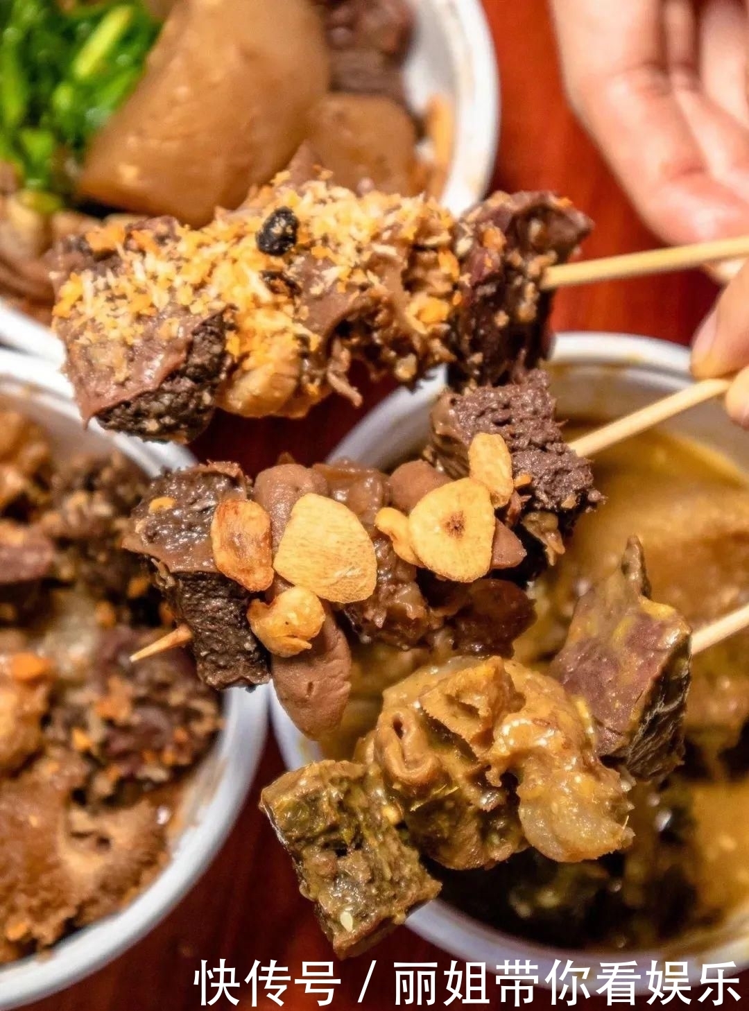 蒜香酸菜鱼|10款蒜香美食测评,没有一款不让你流口水!