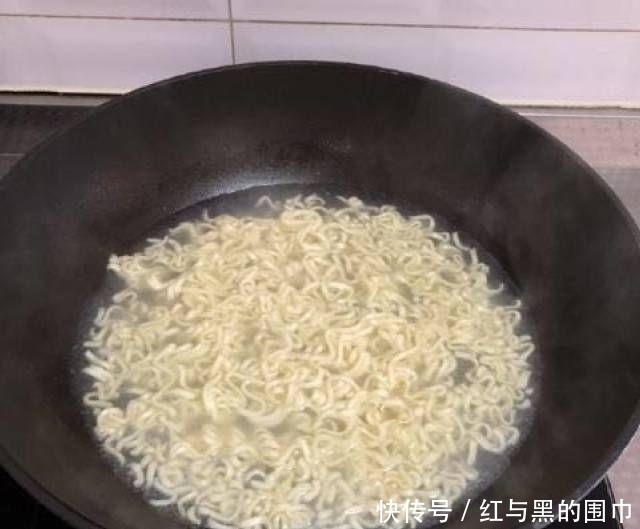  有趣|方便面新吃法新颖有趣营养美味