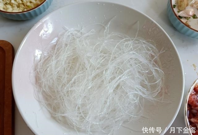 好吃|新春家宴10个菜，半小时左右就上桌，朋友夸老公倍有面子