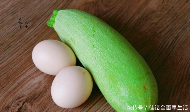 学会|学会这烙饼,不和面不揉面,连炒菜都省了,3分钟做好,懒人必学