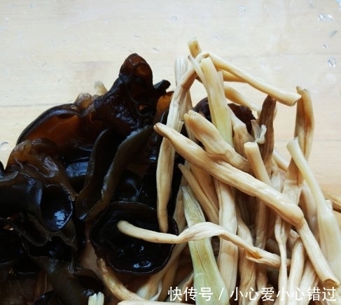 大肚子|黄瓜和它是天生一对,常吃清肠排毒,血管干净通畅,大肚子也平了