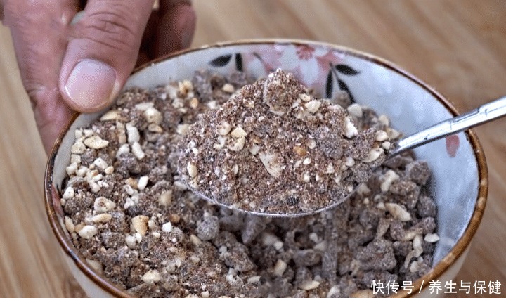 馒头|秋天,这菜要多吃,1块钱一斤,简单一做,蓬松暄软,比馒头好吃