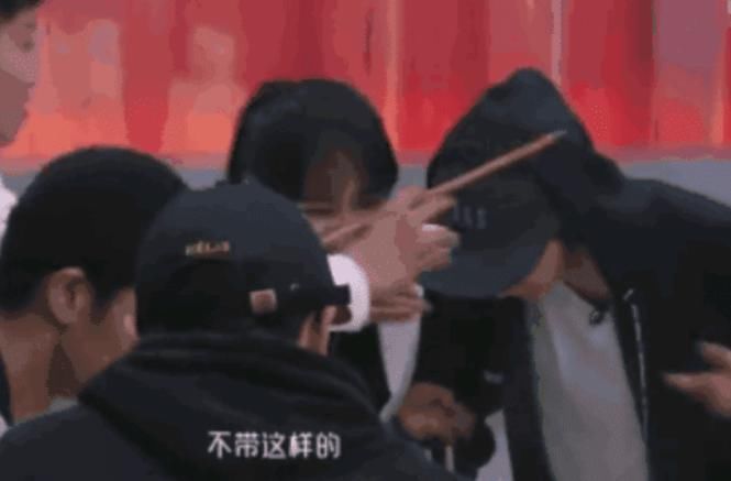 程潇|程潇给王一博打电话,下意识说的话暴露两人真实关系,粉丝真没想到