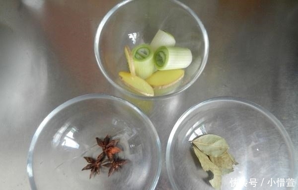 五花肉|炖肉直接焯水大错特错!牢记“这2步”,肉质鲜嫩没腥味,真好吃