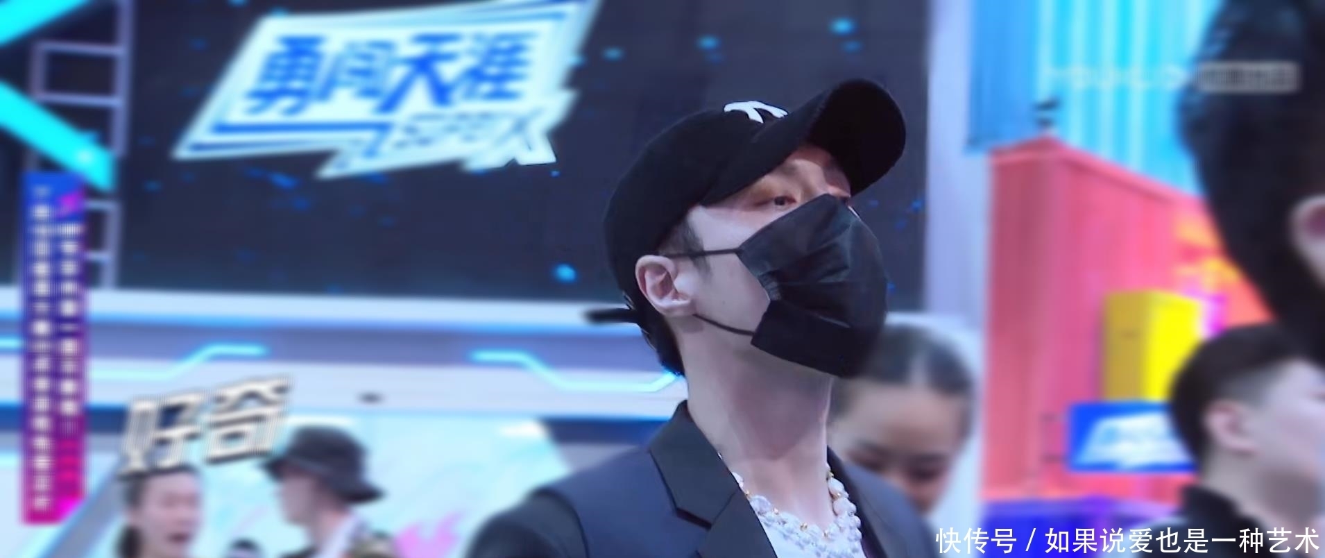 风暴|《舞蹈风暴》第二季开播,张艺兴成为风暴鉴证官,何炅担任主持人