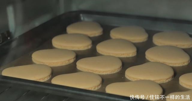 马卡龙皮|马卡龙也可以吃出回忆,又萌又Q你真的舍得吃吗,简直无法自拔