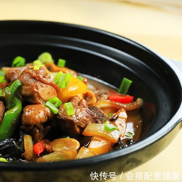 锅鸡米饭|一个砂锅有啥特别?多味砂锅鸡告诉你