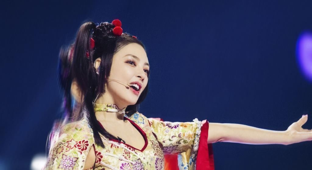 对金莎|《浪姐》最让观众不满的,不是掉链子的金莎,而是全程划水的她