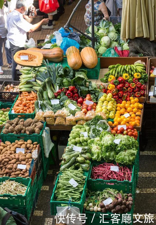 世界|58岁大爷用蔬菜做出了动物世界,网友:果然,你大爷还是你大爷!