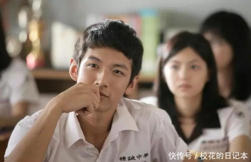 爱国|4位“永久封杀”的明星，图一祸从口出，图四却是因为爱国