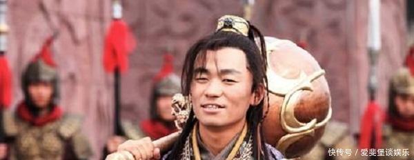 李元霸|战神李元霸,一人可抵230万大军,唯独就怕他,还乖乖向他下跪