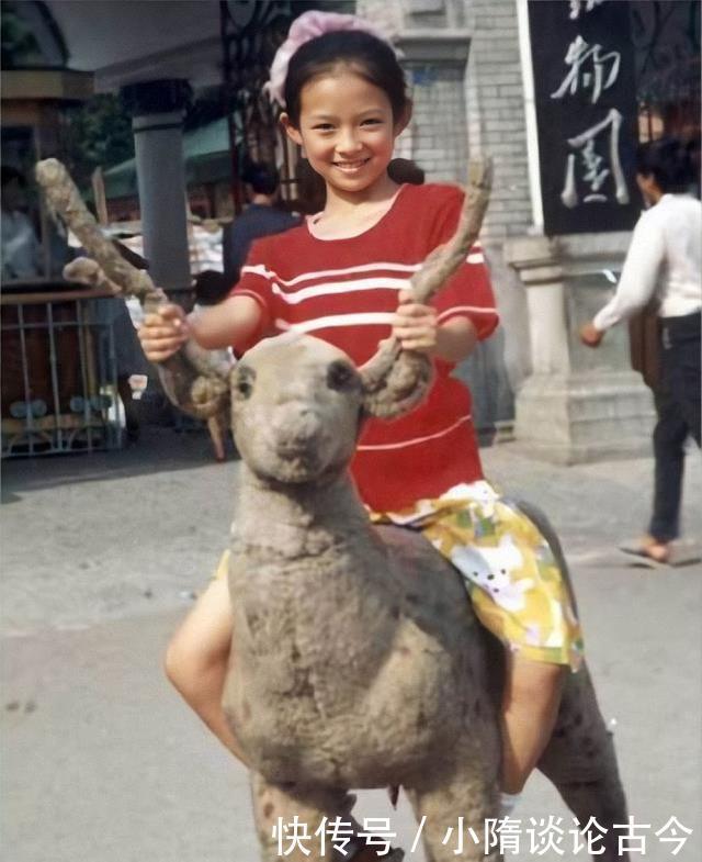 刘亦菲|明星小时候长这样!刘亦菲好看,杨幂也好看,但和章子怡却没法比!