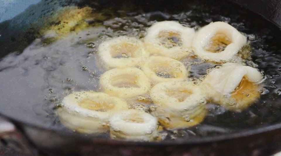 白糖|白糖和糯米粉还能这么吃,第一次吃就吃上瘾了,外酥里糯