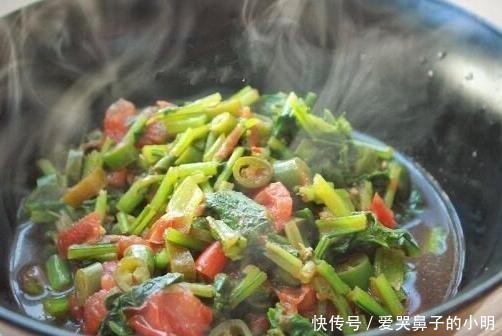 妈妈|妈妈味道的萝卜叶拌菜,膳食纤维超高,减肥当主食,越吃越瘦