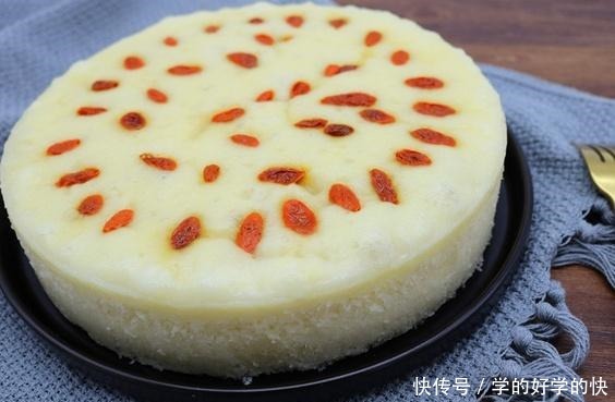 甜腻|一款不用揉面的发面糕,香甜松软不甜腻,营养好吃耐饿性还很强