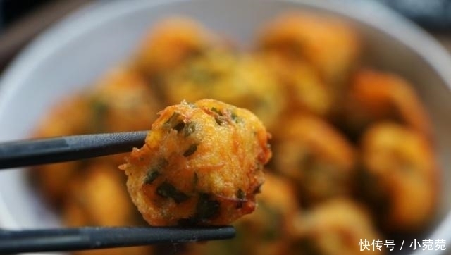 炸丸子|炸丸子总是硬?按照此配方,炸出来更酥脆