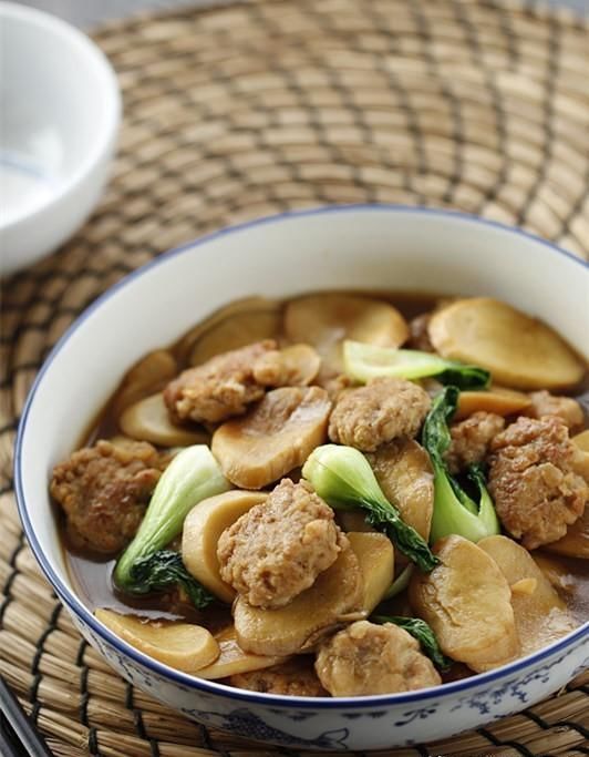  大锅|杏鲍菇和它天生一对，香气扑鼻美味难挡，每次煮一大锅连汁都不剩